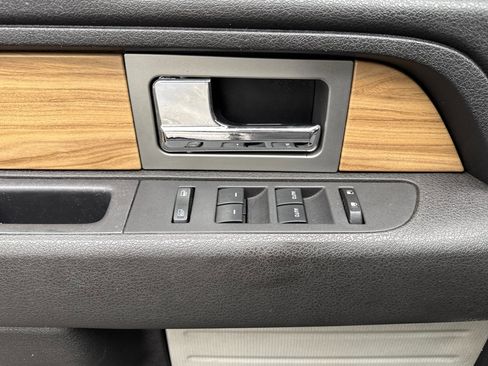 Used 2011 Ford F150 Lariat w/ Lariat Plus Pkg image 11