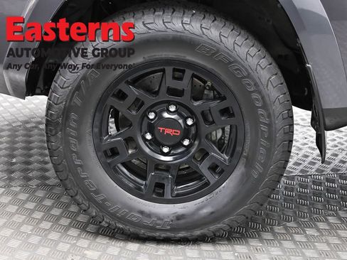 Used 2018 Toyota 4Runner TRD Off-Road Premium image 34