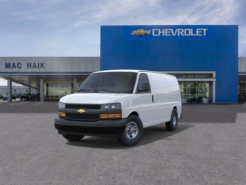 New 2026 Chevrolet Express 2500 w/ Driver Convenience Package RWD image 8