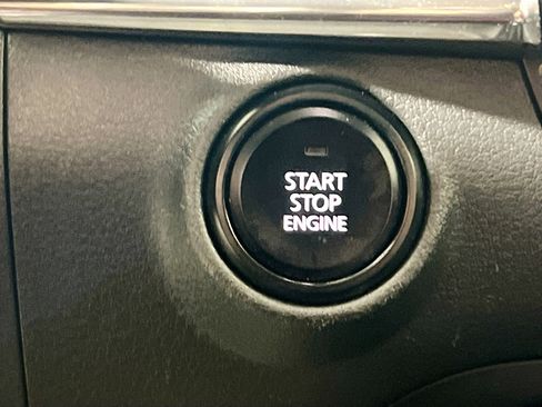 Used 2022 MAZDA MAZDA3 s image 24