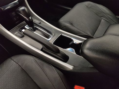 Used 2015 Honda Accord EX-L image 26