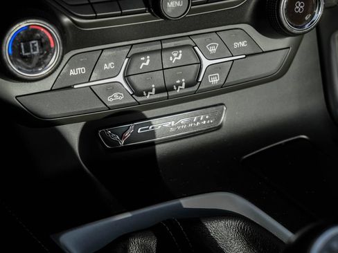 Used 2016 Chevrolet Corvette Stingray Coupe RWD image 27