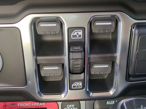 New 2026 Jeep Wrangler Unlimited Rubicon 392 image 28