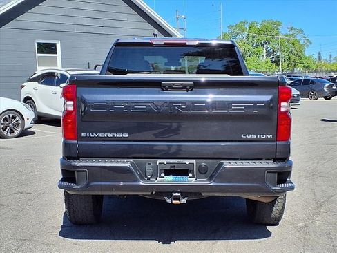Used 2023 Chevrolet Silverado 1500 Custom AWD/4WD image 6