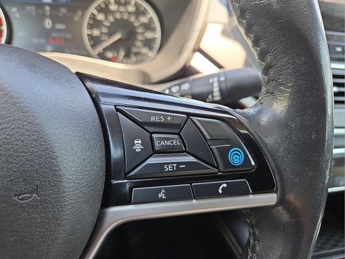 Used 2023 Nissan Altima 2.5 SV w/ SV Premium Package FWD image 24