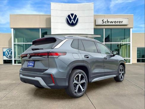 New 2026 Volkswagen Tiguan SE image 4