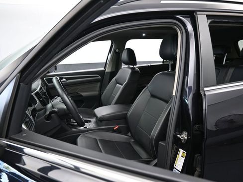 Used 2021 Volkswagen Atlas SE w/ Panoramic Sunroof Package FWD image 10