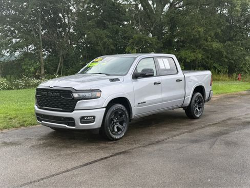 Used 2026 RAM 1500 Big Horn AWD/4WD image 3
