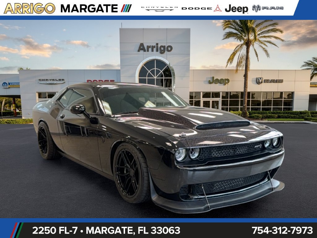 Used 2019 Dodge Challenger SRT Hellcat Redeye RWD image 1