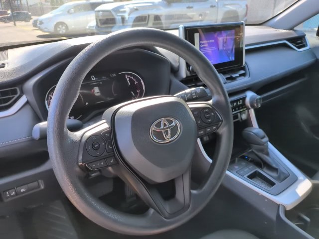 Certified 2025 Toyota RAV4 XLE FWD image 25