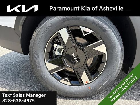 New 2026 Kia Sportage LX AWD/4WD image 30