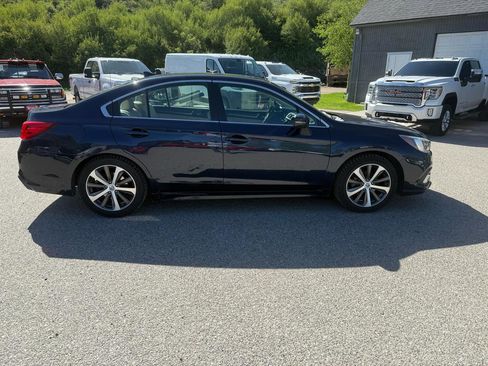 Used 2018 Subaru Legacy 2.5i Limited AWD/4WD image 6