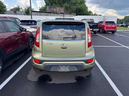 Used 2013 Kia Soul FWD image 16