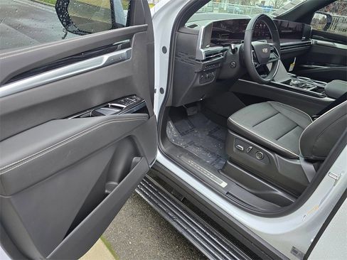 New 2026 Cadillac Escalade Sport image 22