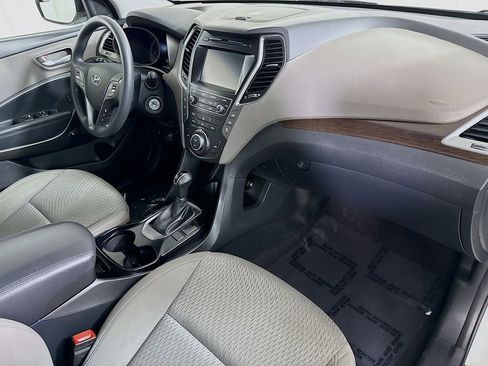Used 2017 Hyundai Santa Fe SE w/ Cargo Package AWD/4WD image 30