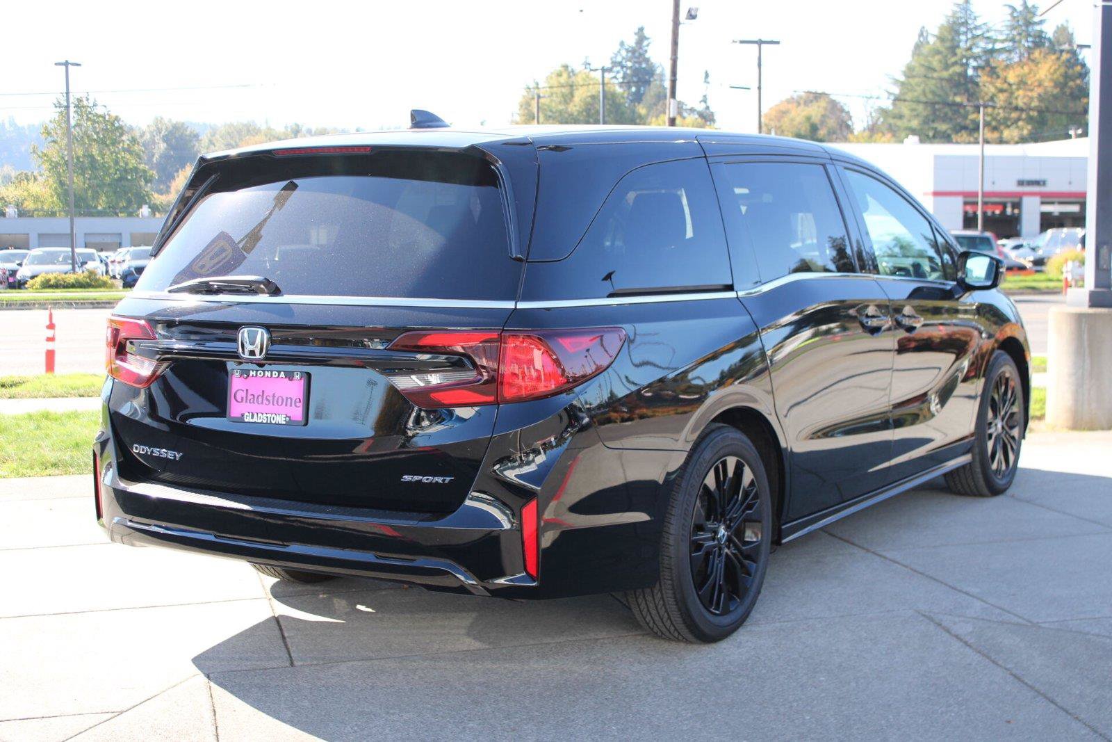 Used 2025 Honda Odyssey Sport-L image 7