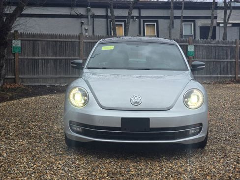 Used 2012 Volkswagen Beetle Turbo FWD image 2