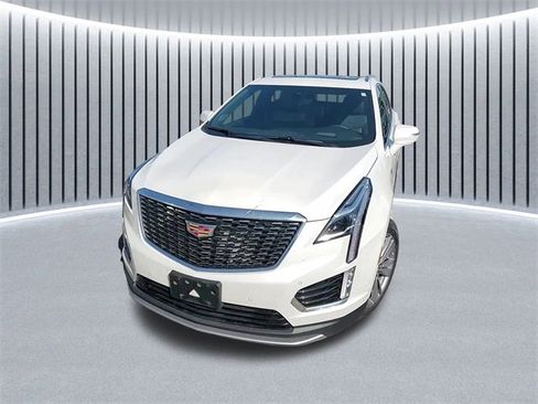 Used 2024 Cadillac XT5 Premium Luxury w/ Technology Package image 13