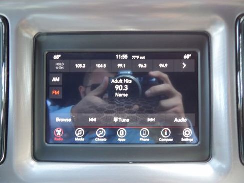 Used 2022 Dodge Challenger R/T RWD image 19