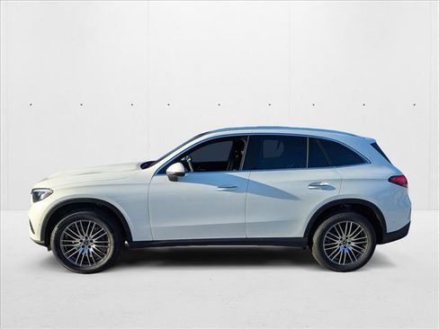 New 2026 Mercedes-Benz GLC 300 image 5