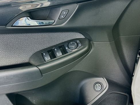 Used 2024 Chevrolet TrailBlazer LT w/ Convenience Package image 15