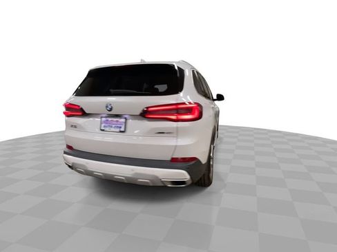 Used 2023 BMW X5 xDrive40i w/ Premium Package AWD/4WD image 9