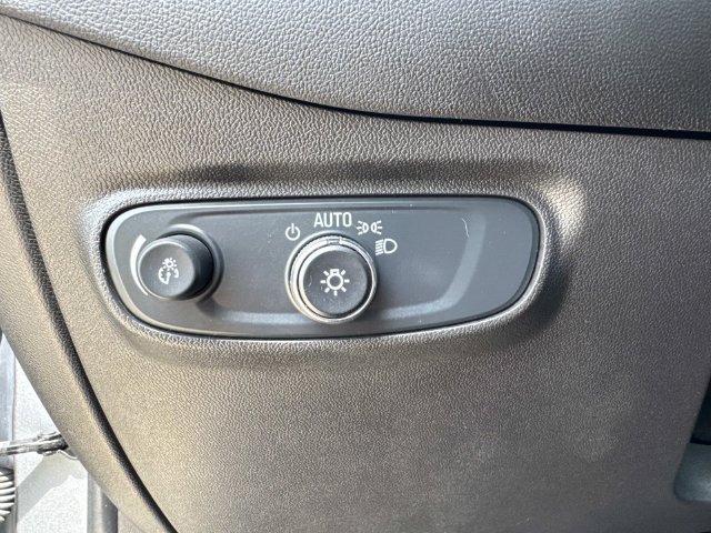 Used 2024 Chevrolet Equinox LT AWD/4WD image 25