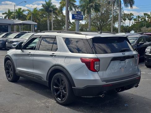 Used 2023 Ford Explorer ST-Line w/ Class IV Trailer Tow Package RWD image 4