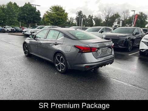 Certified 2023 Nissan Altima 2.5 SR w/ SR Premium Package FWD image 11