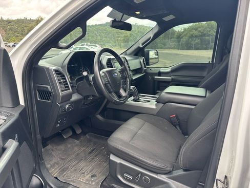 Used 2017 Ford F150 XLT w/ Equipment Group 302A Luxury AWD/4WD image 11