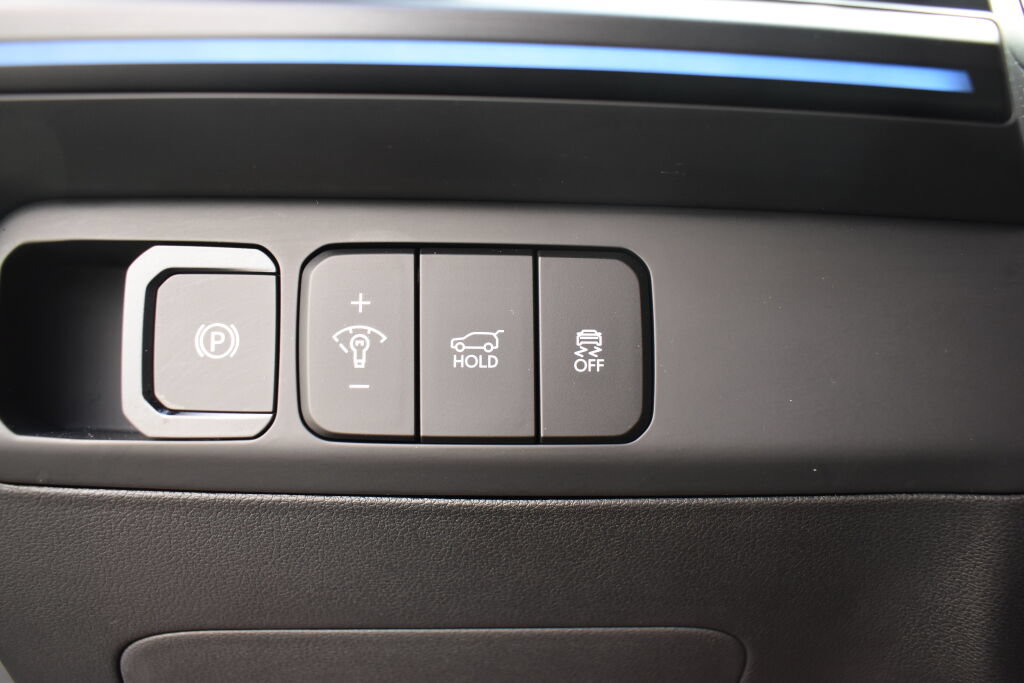 Used 2025 Hyundai Santa Fe Calligraphy AWD/4WD image 15