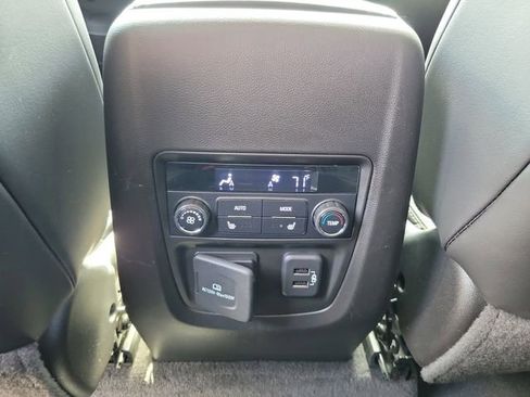 Used 2019 Buick Enclave Avenir w/ Avenir Technology Package AWD/4WD image 13