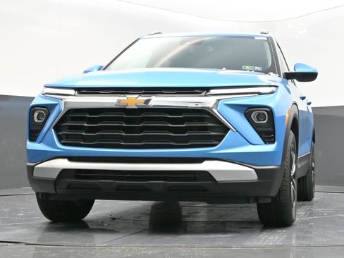 Used 2025 Chevrolet TrailBlazer LT w/ Convenience Package image 37