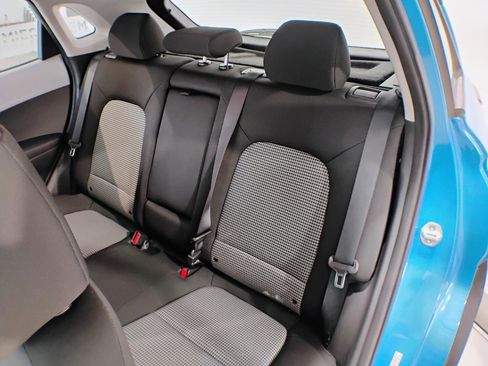Used 2020 Hyundai Kona SE FWD image 49