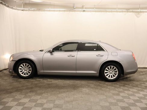 Used 2013 Chrysler 300 w/ Driver Convenience Group RWD image 2
