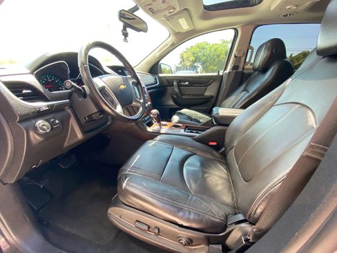 Used 2014 Chevrolet Traverse LT w/ LPO, 'HIT The Road' Package FWD image 29