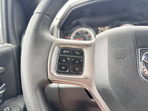Used 2024 RAM 1500 Warlock AWD/4WD image 15