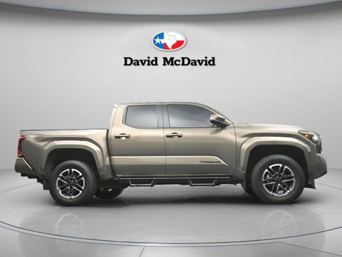 Used 2024 Toyota Tacoma TRD Sport w/ TRD Sport Upgrade Package AWD/4WD image 35