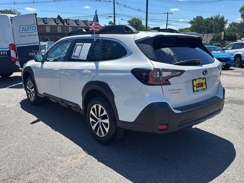 Certified 2024 Subaru Outback Premium AWD/4WD image 7