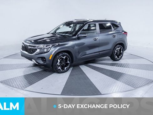 Used 2025 Kia Seltos S image 3