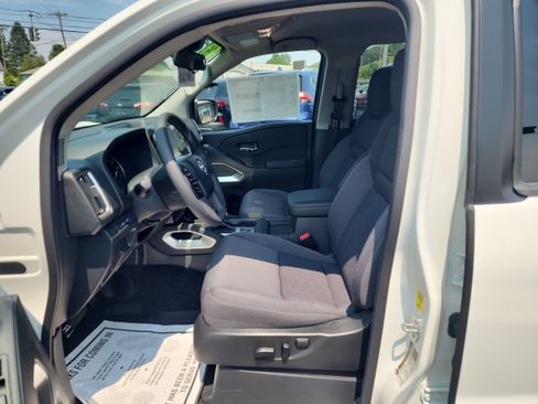 New 2026 Nissan Frontier SV w/ All-Weather Content Package AWD/4WD image 12