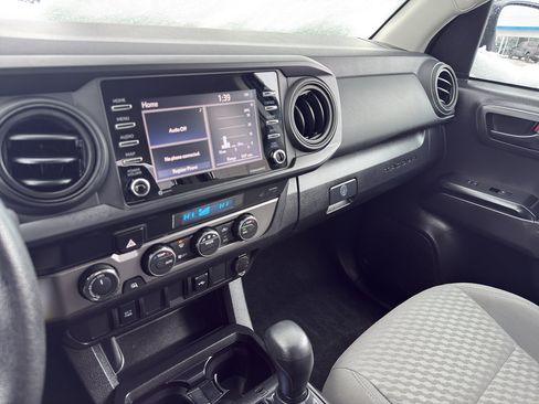 Used 2023 Toyota Tacoma SR image 22
