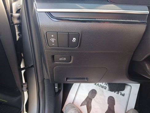 Used 2025 Kia K5 GT image 29