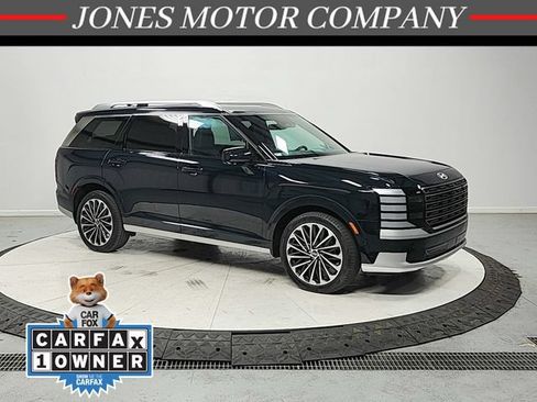 Used 2026 Hyundai Palisade Calligraphy FWD image 1