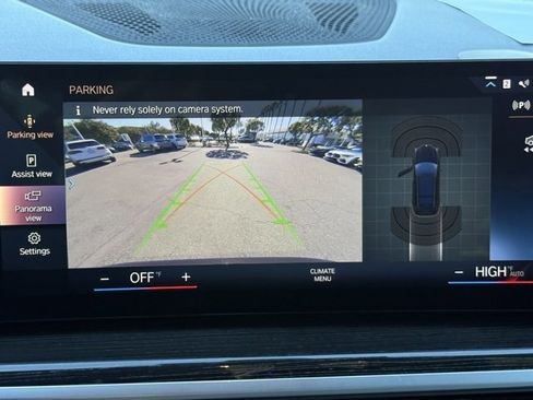 Certified 2023 BMW X7 xDrive40i w/ Executive Package image 28