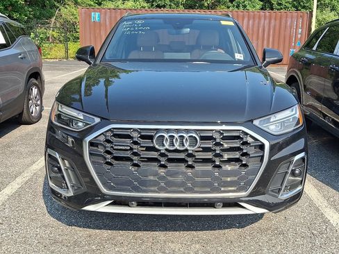 Used 2024 Audi Q5 2.0T Premium w/ Convenience Package AWD/4WD image 2