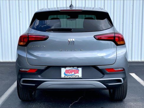 Used 2025 Buick Encore GX Preferred AWD/4WD image 4