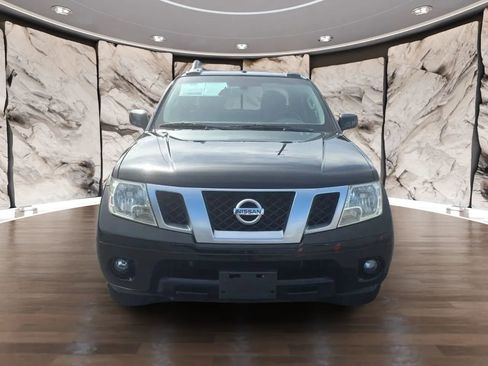 Used 2014 Nissan Frontier PRO-4X w/ Pro-4x Luxury Package image 2