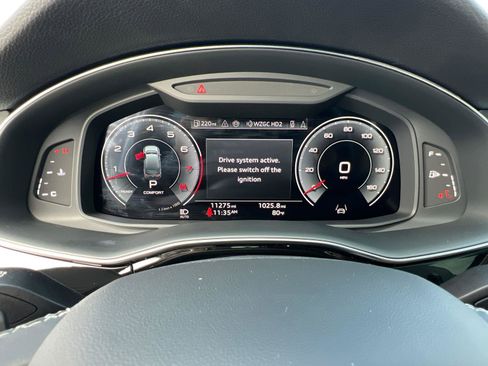 Certified 2025 Audi Q7 3.0T Premium w/ Convenience Package image 27