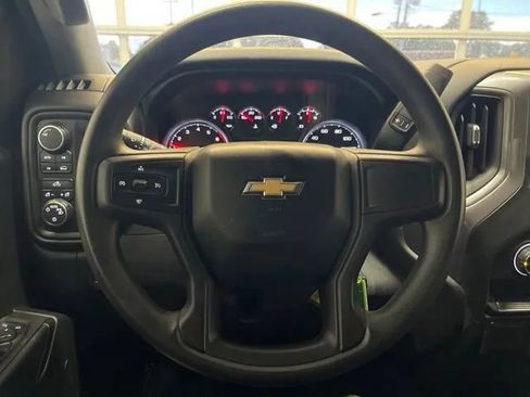 Used 2021 Chevrolet Silverado 1500 Custom AWD/4WD image 20